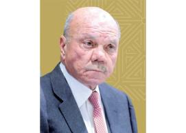  رئيس مجلس الأعيان الأردني.