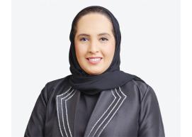  وزيرة الإسكان.