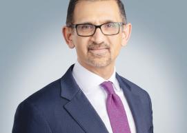 حمّاد حسن.