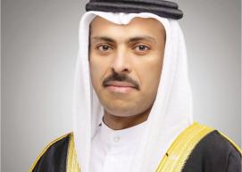 وزير الإعلام.