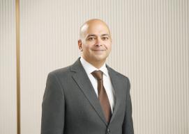 محمد عادل فخرو.