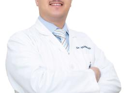 د. محمود هشام.