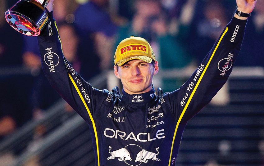 ريد بول واثق من بقاء فيرستابن