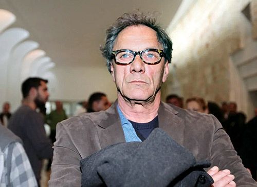 فـاة الفـنـان والمخرج الفلسطيني محمد بكري عن 72 عاما