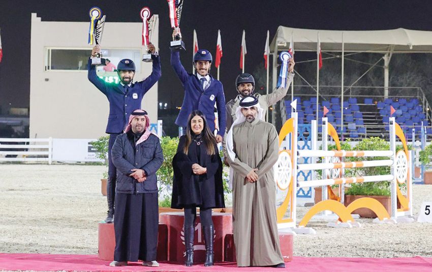 عبدالله بن محمد يتوج الفائزين ببطولة الاتحاد الملكي لقفز الحواجز