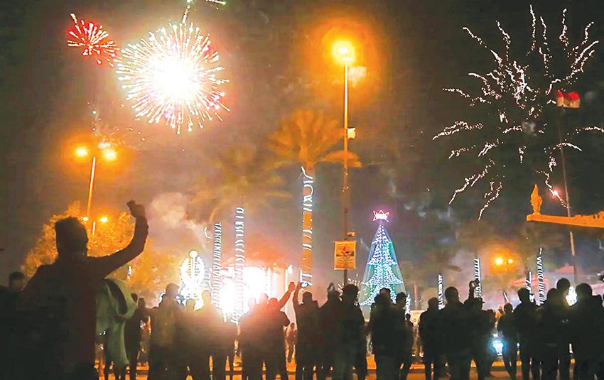 تنديد في العراق بتحرّش مجموعة رجال بامرأة خلال احتفالات رأس السنة