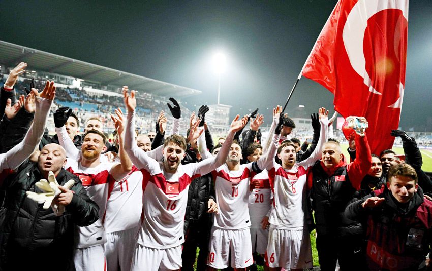 Thổ Nhĩ Kỳ Trở Lại World Cup Sau 24 Năm: Bảng Tử Thần World Cup 2026 Đang Chờ?