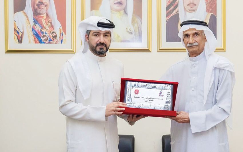 Chủ tịch CLB Al Shabab cảm ơn CLB Al Muharraq sau chuyến thăm hữu nghị