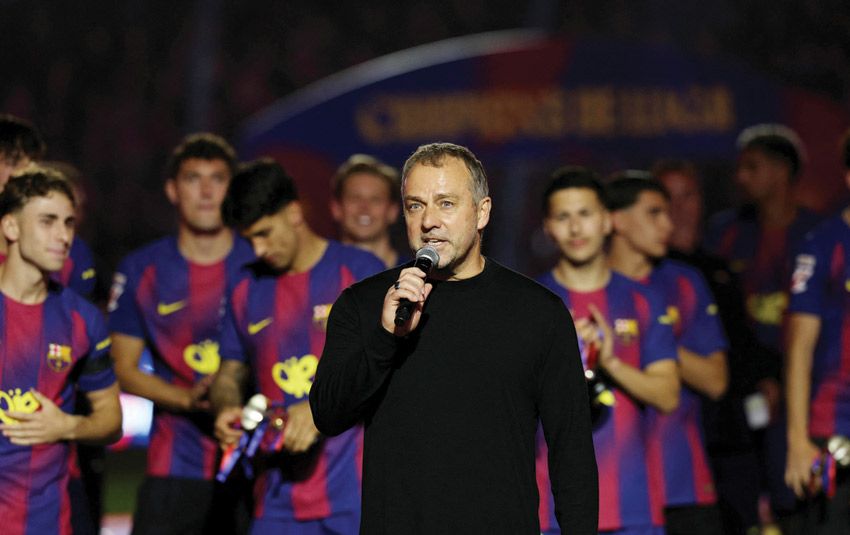 Flick gạt nỗi đau sang một bên, dẫn dắt Barca đến chức vô địch