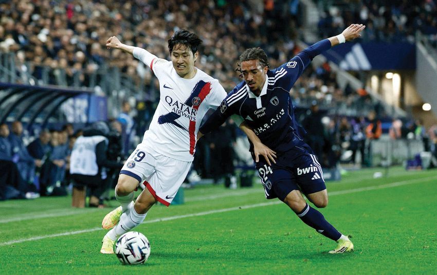 Enrique chỉ trích players nặng lời sau thất bại derby Paris